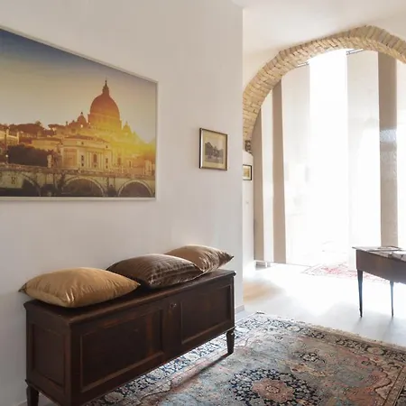 בית הארחה Holidays Cuore Dell'impero 4*