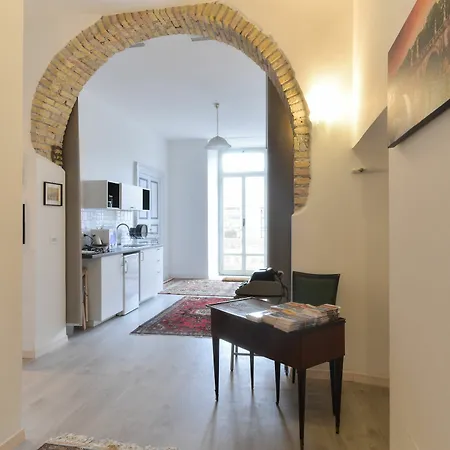 Holidays Cuore Dell'impero בית הארחה