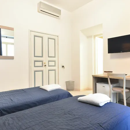 Holidays Cuore Dell'impero בית הארחה